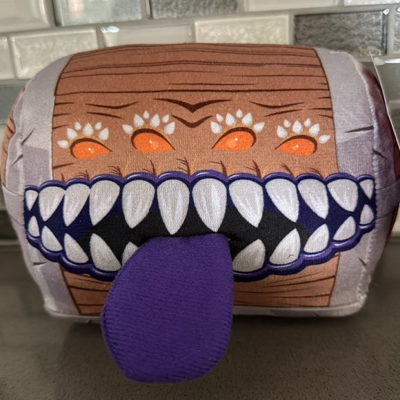 Dungeons & Dragons MIMIC Chest Plush / Limited  Edition / 6” / BRAND NEW - Picture 3 of 16